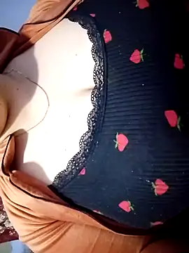 Snapshot of Hnonasix89 chatting on 03-16-26, 03:36 Hnonasix89 online show from 03-16-26, 03:36