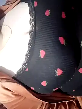 Snapshot of Hnonasix89 chatting on 03-13-26, 03:44 Hnonasix89 online show from 03-13-26, 03:44