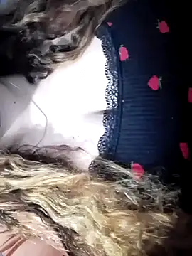 Snapshot of Hnonasix89 chatting on 03-15-26, 08:43 Hnonasix89 online show from 03-15-26, 08:43