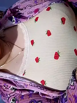 Snapshot of Hnonasix89 chatting on 04-06-26, 08:48 Hnonasix89 online show from 04-06-26, 08:48