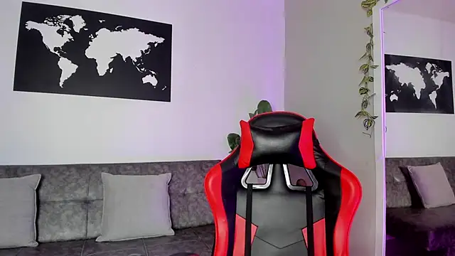 Snapshot of Mathewboy1 chatting on 01-11-26, 02:46 Mathewboy1 online show from 01-11-26, 02:46