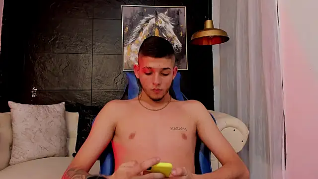 Snapshot of Mathewboy1 chatting on 09-10-25, 11:04 Mathewboy1 online show from 09-10-25, 11:04