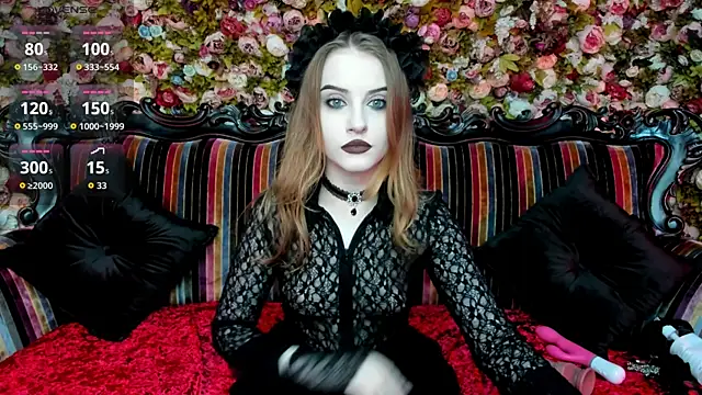 Snapshot of EllieMori chatting on 10-11-25, 12:33 EllieMori online show from 10-11-25, 12:33