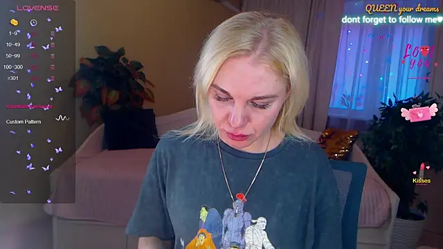 LiSinDoll online show from 03-25-26, 07:08