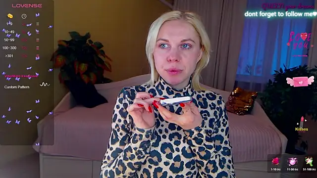 LiSinDoll online show from 03-17-26, 01:41