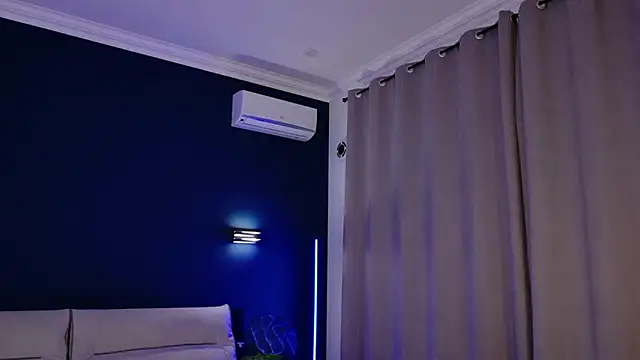 Snapshot of MariGven chatting on 11-27-25, 01:33 MariGven online show from 11-27-25, 01:33