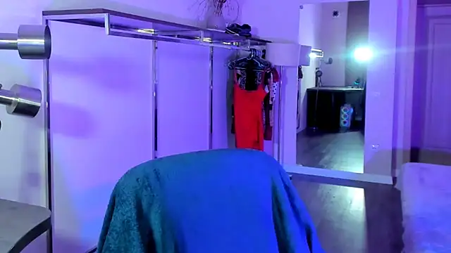 Meri Cutte online show from 02-25-26, 01:44