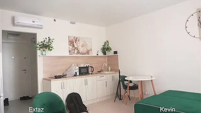 Horny boyzz online show from 02-01-26, 08:23