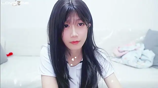 Rabbitlittlefool online show from 10-28-25, 05:12