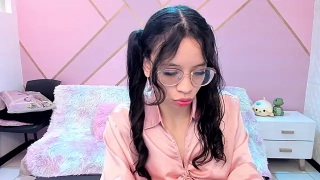 Giaa rossi online show from 11-16-25, 01:05