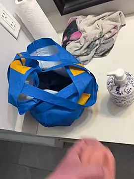 Buck2000 online show from 04-16-26, 02:18