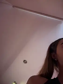 Natalia vidal online show from 11-25-25, 01:22