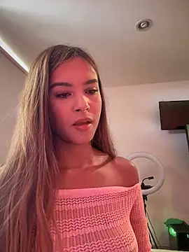 Snapshot of Natalia_vidal chatting on 10-12-25, 01:56 Natalia vidal online show from 10-12-25, 01:56