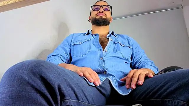 Ernesto-Rodriguez82 online show from 06-17-26, 08:25