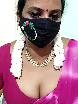 Snapshot of yoga-mithraa chatting on 09-23-25, 06:15 yoga-mithraa online show from 09-23-25, 06:15