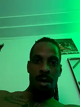 Taydagr8 online show from 12-15-25, 07:03