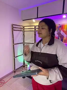 Dakota Mars online show from 04-07-26, 03:41