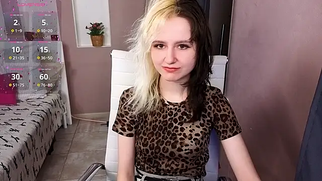 girl next doorr online show from 03-22-26, 01:12