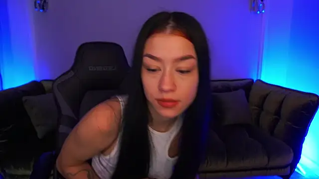 FataleNellie online show from 10-30-25, 09:44