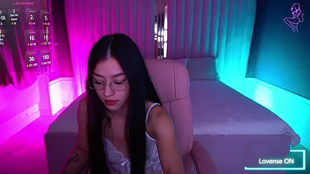 FataleNellie online show from 11-14-25, 10:13