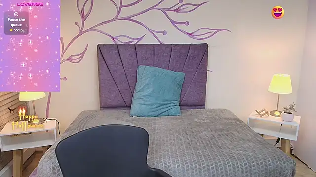 Lia Blake  online show from 11-07-25, 12:21