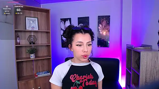 Snapshot of roseefancy chatting on 10-03-25, 10:39 roseefancy online show from 10-03-25, 10:39