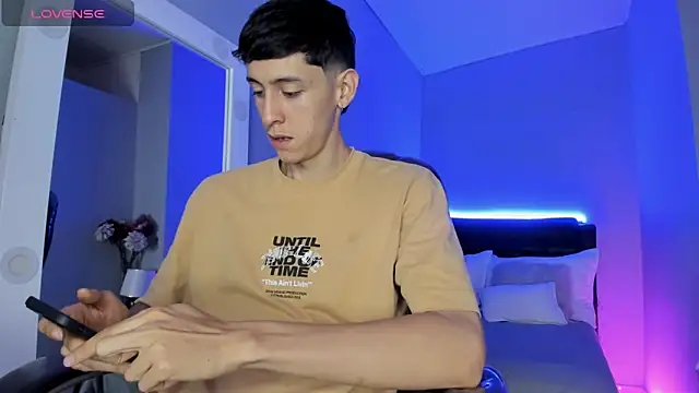 Jhon snow22 online show from 12-20-25, 12:30