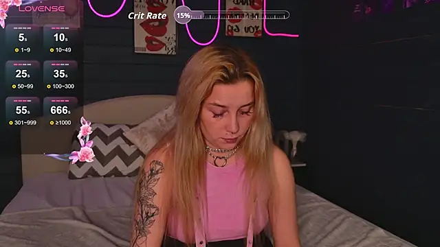 Crystal Jull online show from 11-12-25, 02:43