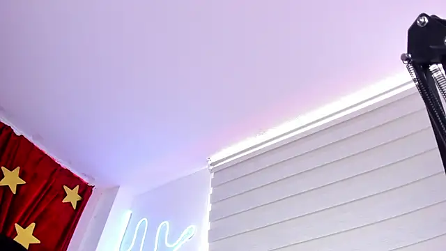 missweetpeach online show from 10-23-25, 12:48