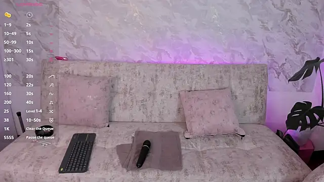 missweetpeach online show from 06-06-26, 01:11