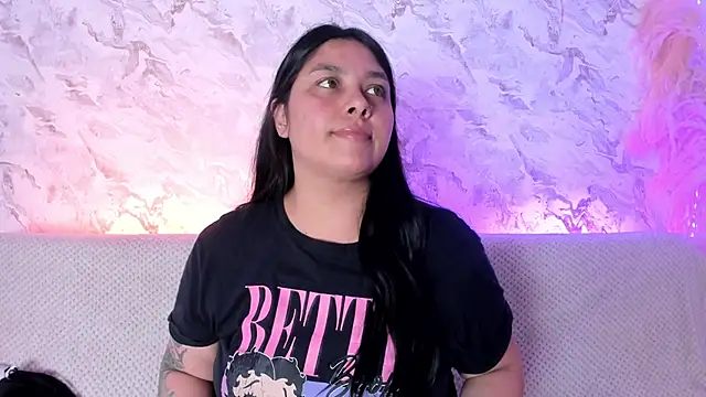 missweetpeach online show from 11-21-25, 11:37