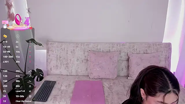 missweetpeach online show from 06-25-26, 09:31