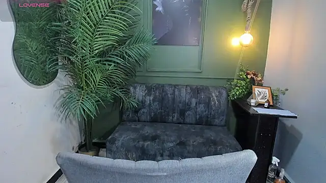 sweety smilee online show from 10-03-25, 06:42