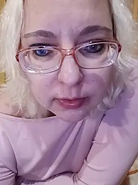 VikaKing online show from 02-06-26, 04:58