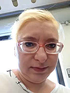 VikaKing online show from 01-06-26, 10:08