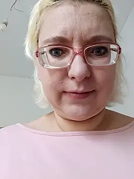 VikaKing online show from 12-03-25, 09:42