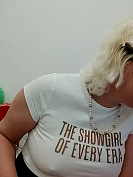 VikaKing online show from 11-05-25, 09:51