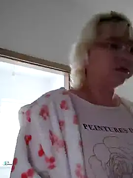VikaKing online show from 10-04-25, 09:33