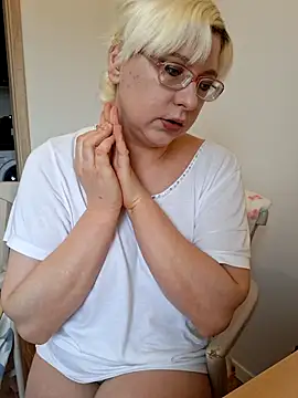 VikaKing online show from 11-08-25, 10:52