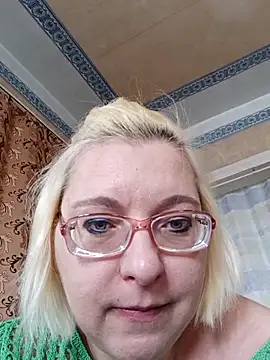 VikaKing online show from 04-14-26, 09:25