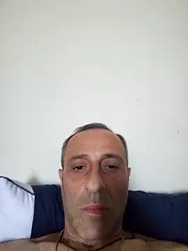 Snapshot of NY-DuDu chatting on 02-14-26, 08:20 NY-DuDu online show from 02-14-26, 08:20