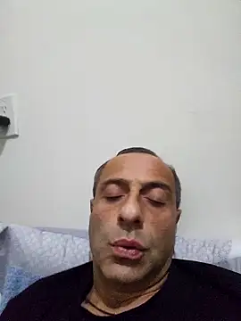 Snapshot of NY-DuDu chatting on 11-16-25, 08:30 NY-DuDu online show from 11-16-25, 08:30