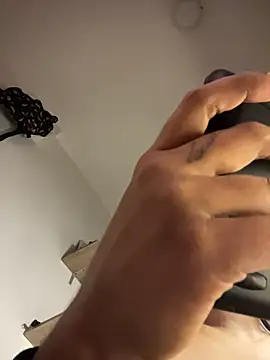 ericajohnson  online show from 01-08-26, 04:13