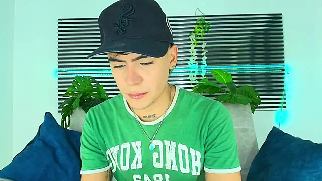 CamiiGuzmanX online show from 01-13-26, 08:13