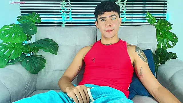 CamiiGuzmanX online show from 04-09-26, 08:26