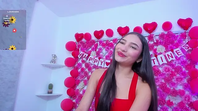 Snapshot of hannah_miller_1 chatting on 02-17-26, 12:13 hannah miller 1 online show from 02-17-26, 12:13