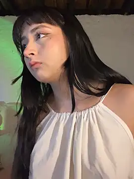 Snapshot of kaori_77 chatting on 10-25-25, 03:49 kaori 77 online show from 10-25-25, 03:49