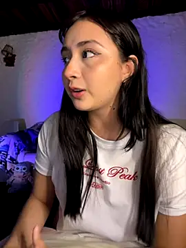 Snapshot of kaori_77 chatting on 10-29-25, 04:00 kaori 77 online show from 10-29-25, 04:00