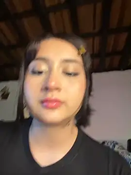 Snapshot of kaori_77 chatting on 11-16-25, 04:28 kaori 77 online show from 11-16-25, 04:28