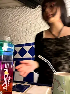 Snapshot of kaori_77 chatting on 11-01-25, 03:57 kaori 77 online show from 11-01-25, 03:57